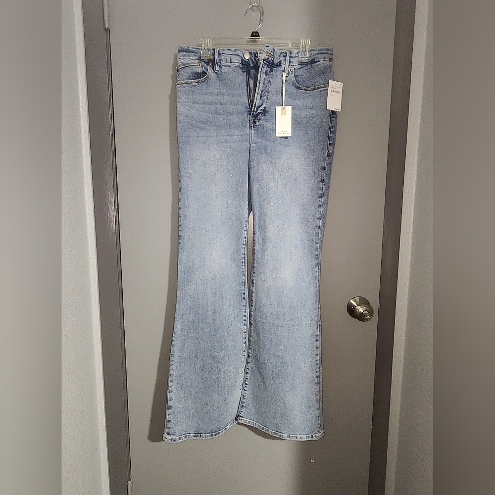 Good American Good Legs Flare Jeans